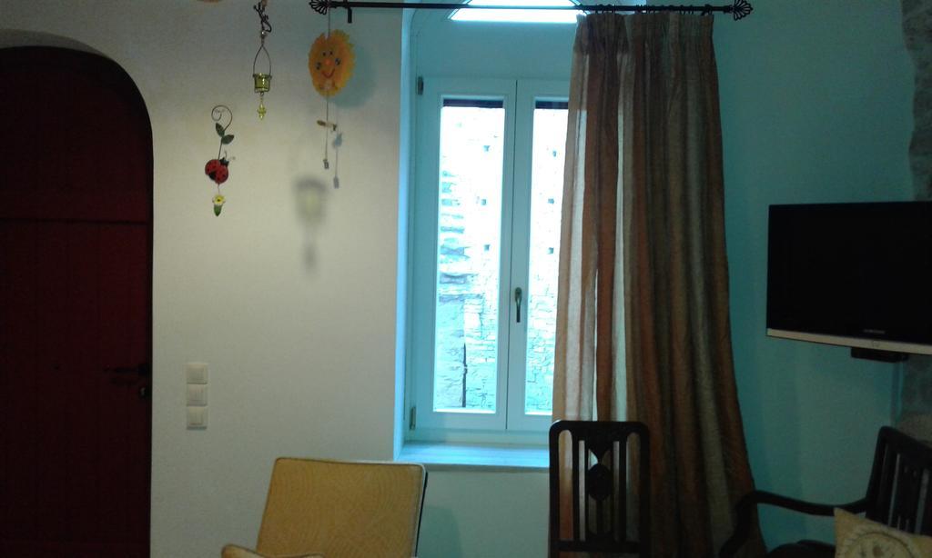 Patrika Traditional House Exterior foto